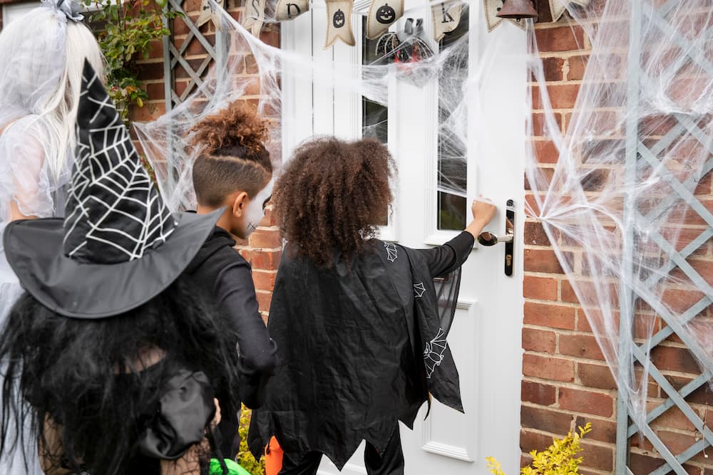 Read more about the article How to Choose the Best Haunted Escape Room for Your Group